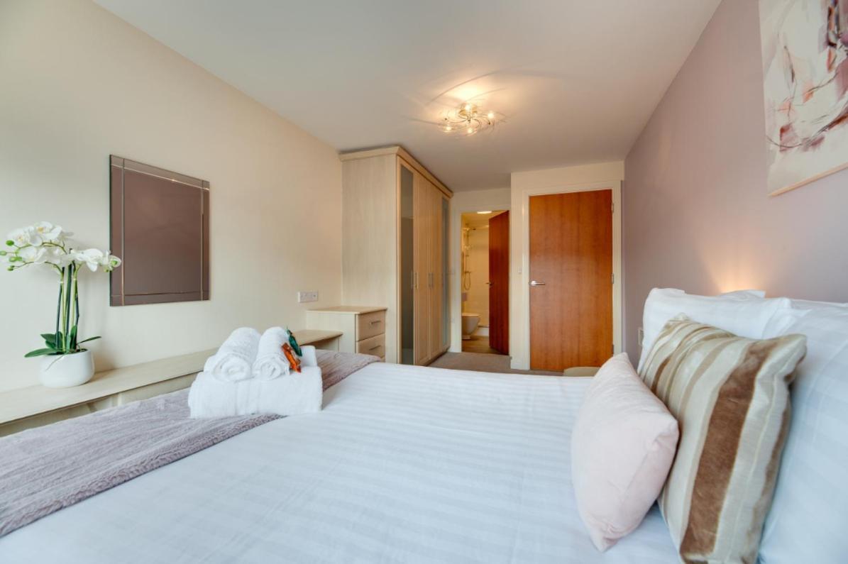Stephenson Sleepers Apartments - By Week2Week Gateshead Extérieur photo